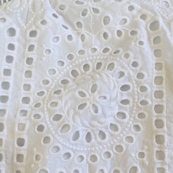 RD & Koko White Eyelet Blouse - Picture 3 of 4